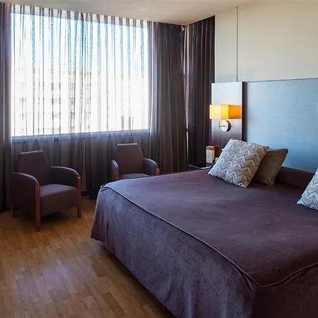 Hotel Catalonia Gran Verdi 4*